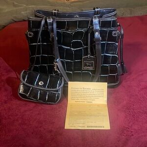 Vintage Luxury Dooney & Bourke Black Crocodile Embossed Genuine Leather Purse
